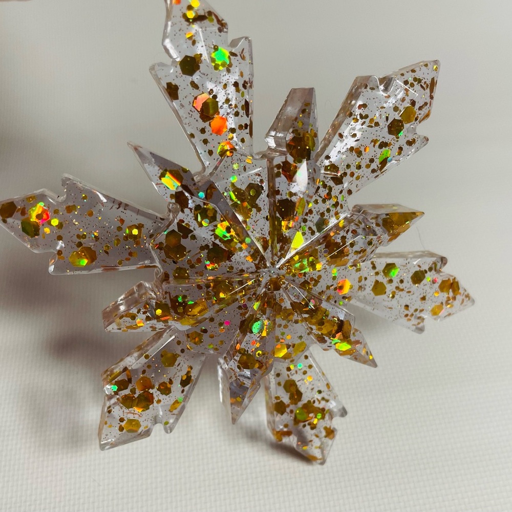 Hand Crafted Resin Festive Snowflake Ornament with Glitter